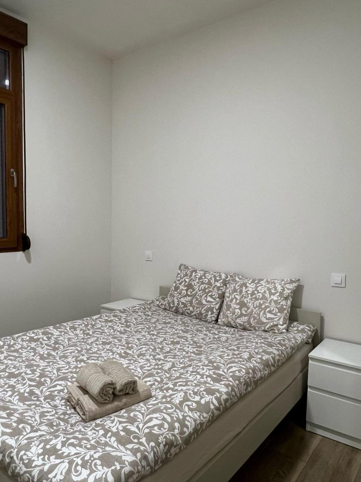Pradalongo Apartment Madrid Ngoại thất bức ảnh